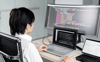 昭通 ,php声明和调用变量的符号是什么？